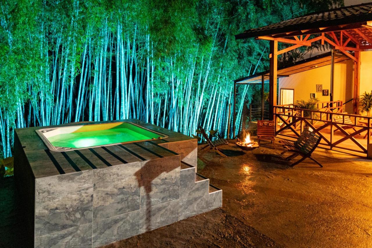 Agradable Cabana Cafetera Con Jacuzzi A 12 Min Del Centro De Pereira Exteriér fotografie